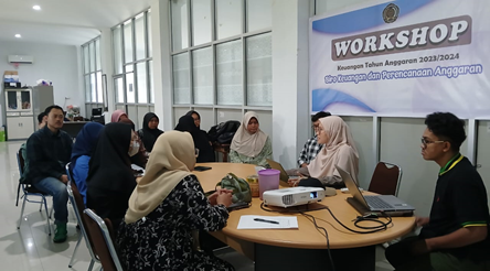 KICK-OFF PKM: 7 TIM PKM LOLOS PENDANAAN SIAP MELAKSANAKAN PROGRAM KREATIVITAS MAHASISWA TAHUN 2024