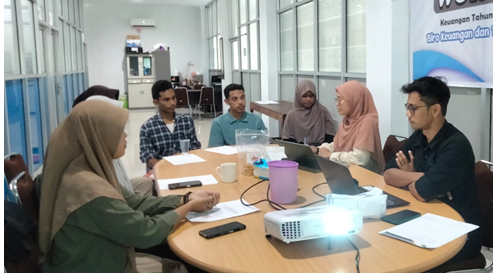 KICK OFF PROGRAM PEMBINAAN MAHASISWA WIRAUSAHA (P2MW) UNIMUDA SORONG