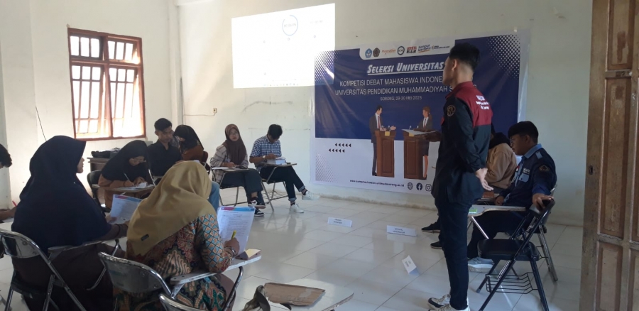 Seleksi Universitas : Kompetisi Debat Mahasiswa Indonesia (KDMI) UNIMUDA Sorong Tahun 2023